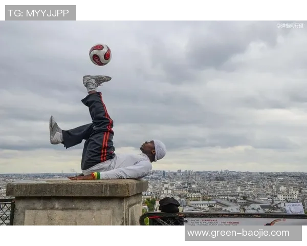 街头足球明星精彩瞬间集锦视频分享让你感受球场魅力与热情